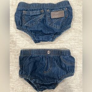 2 Baby wrangler diaper cover bummies